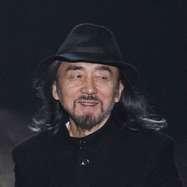 Yohji Yamamoto in black at New York Fashion Week, February 2010